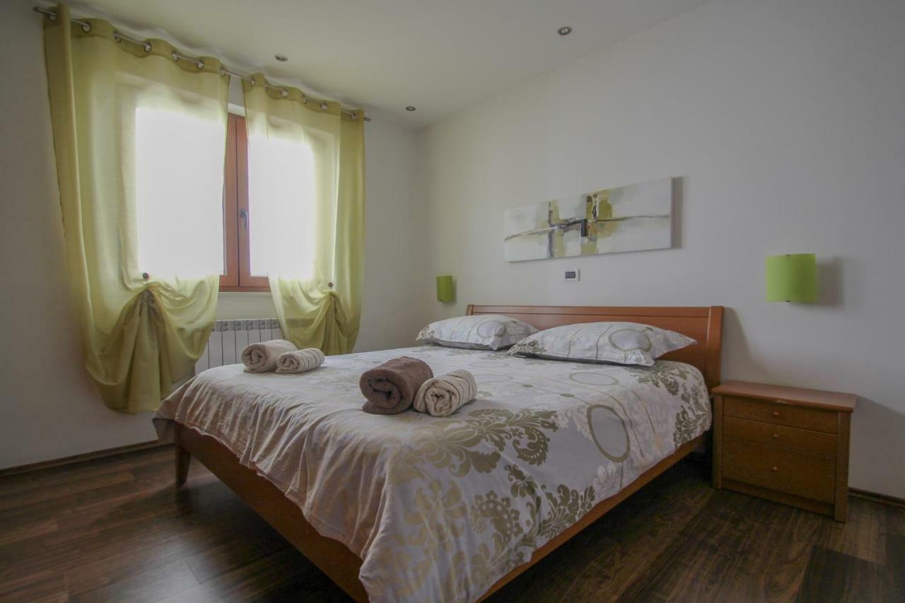 Apartment Sanja Novigrad Istria Exterior foto